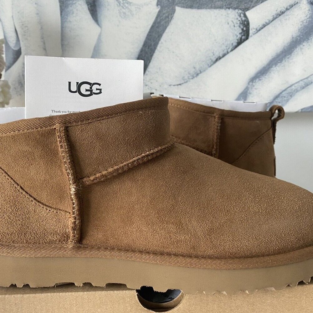 NEW IN BOX UGG classic ultra mini - Picture 2 of 6